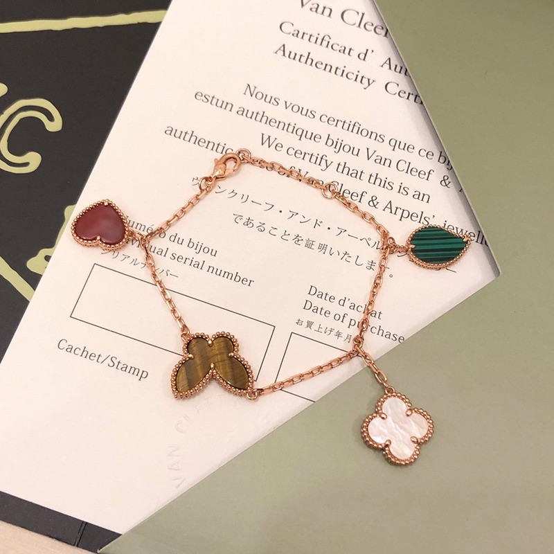 ★Japan!! Popular! Van Cleef & Arpels Replica Lucky Alhambra Bracelet 4 Motifs VCARD79600