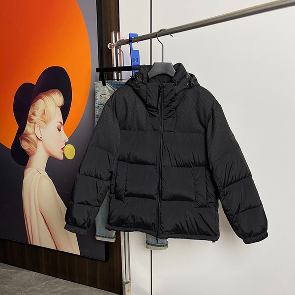 Louis Vuitton Down Blouson Replica vuw55320 Louis Vuitton Down Blouson Replica vuw55320