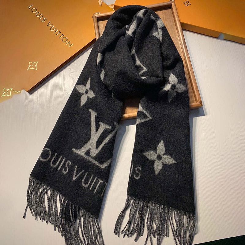 A lovely Louis Vuitton Echarpe Monogram Stripes scarf vuj31729 A lovely Louis Vuitton Echarpe Monogram Stripes scarf vuj31729