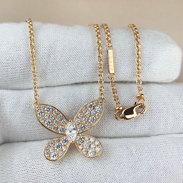 Graff Pavé Butterfly Fake Diamond Mini Pendant Fake guj60096