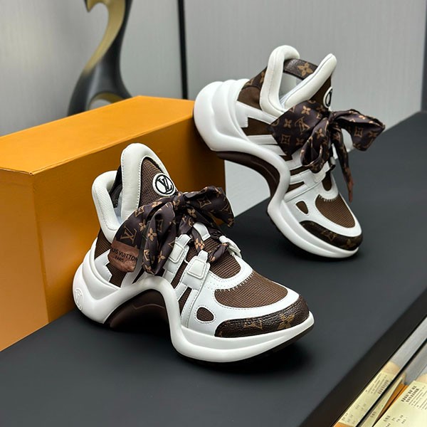 Louis Vuitton Arclight Line Sneakers vuh68780