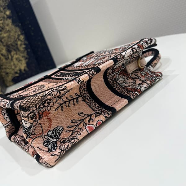 Recommended Dior Book Tote Copy Mini Phone Bag dea52101