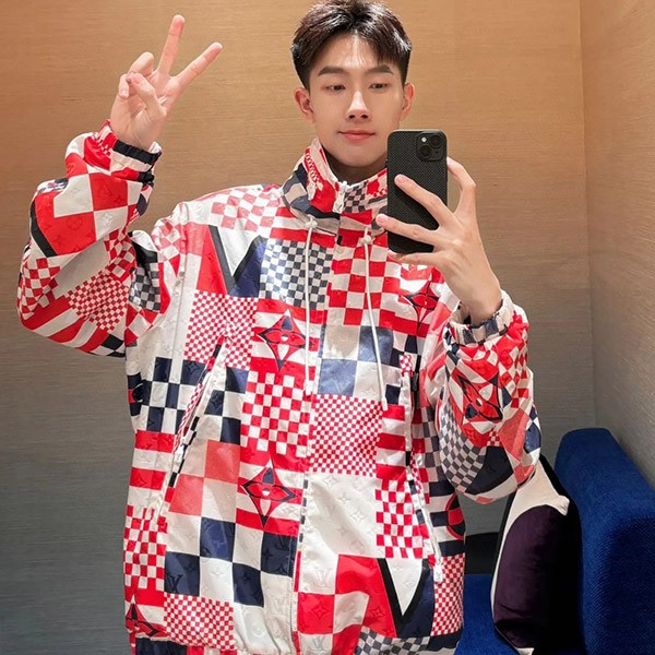 ◆ Unique [Louis Vuitton] Reversible Nylon Windbreaker Copy vui83846