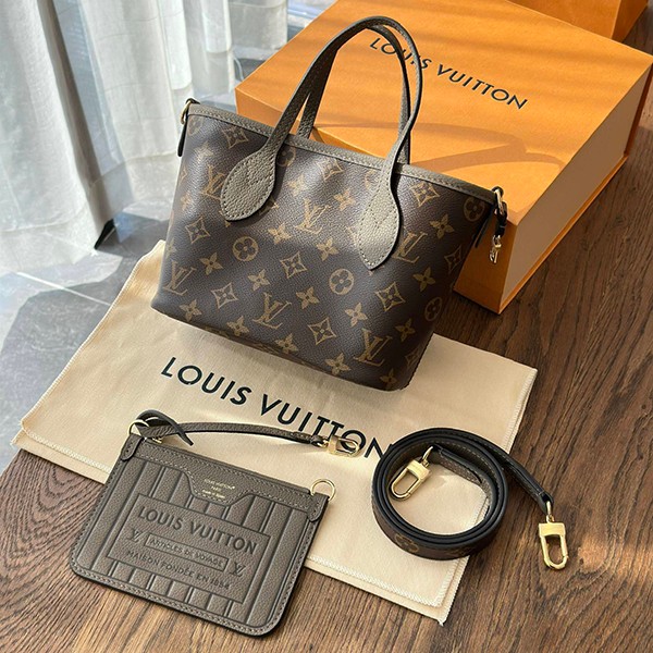 Stylish Louis Vuitton Neverfull Inside Out BB Replica M12109 Stylish Louis Vuitton Neverfull Inside Out BB Replica M12109