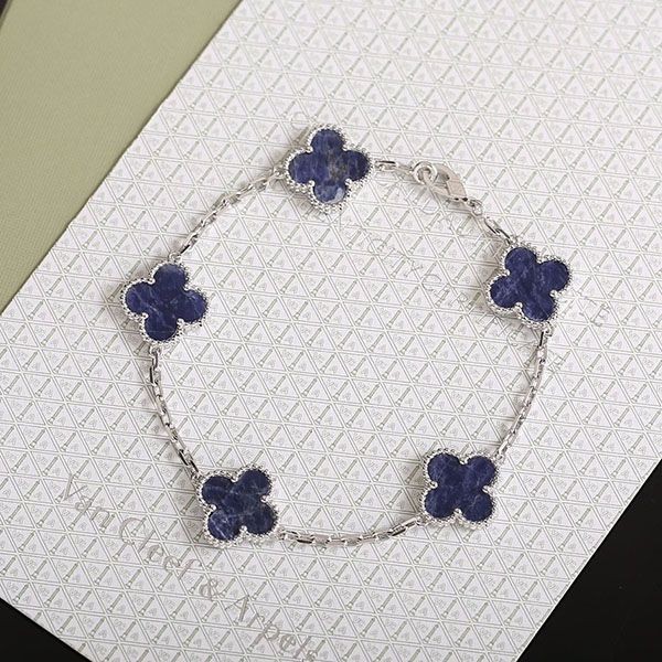 Very popular! Van Cleef & Arpels Alhambra Bracelet 5 vaz86556 Very popular! Van Cleef & Arpels Alhambra Bracelet 5 vaz86556