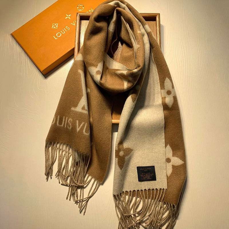 Sure to sell out! Stylish Louis Vuitton cashmere tassel scarf replica vum94325 Sure to sell out! Stylish Louis Vuitton cashmere tassel scarf replica vum94325