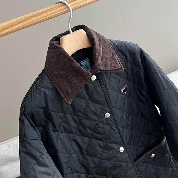 Attention ★ Prada Re-Nylon quilted jacket parody puc49385