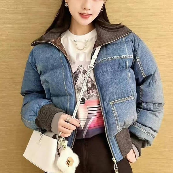 High Quality Louis Vuitton Denim Print Crop Puffer Jacket Fake 1AGBUE High Quality Louis Vuitton Denim Print Crop Puffer Jacket Fake 1AGBUE