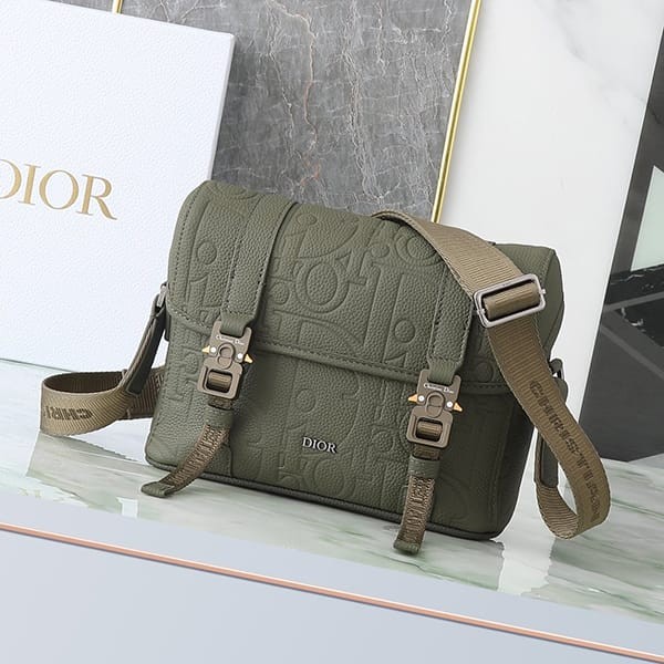 n-grade recommended Dior parody Hit the Road messenger bag def44835