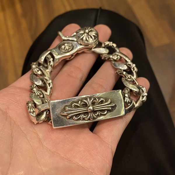 Love at first sight? Chrome Hearts Floral Cross ID Bracelet Replica Kud10932