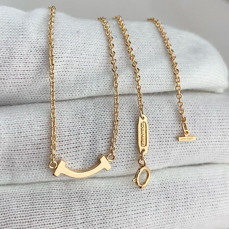 Competition: Tiffany T Smile Pendant Replica Mini Tim70041 Competition: Tiffany T Smile Pendant Replica Mini Tim70041