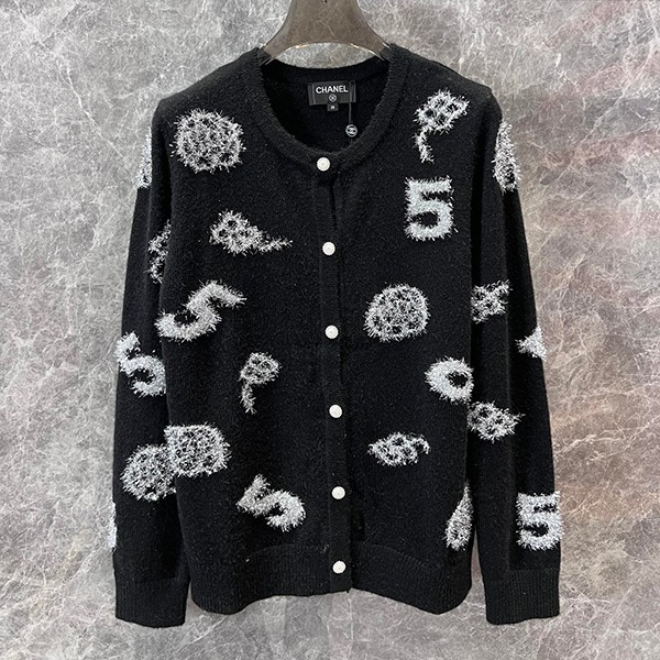 Stylish Chanel cardigan with CC mark replica shu92748
