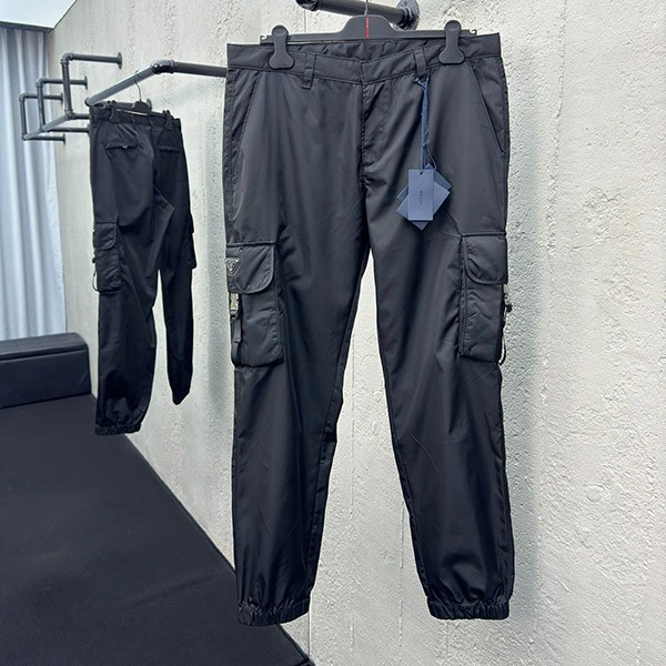 Replica Prada Re-Nylon Triangle Logo Nylon Cargo Pants pud74035