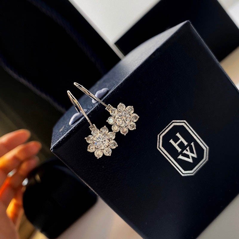 Best Price Challenge Harry Winston Diamond Ring Replica ina62525