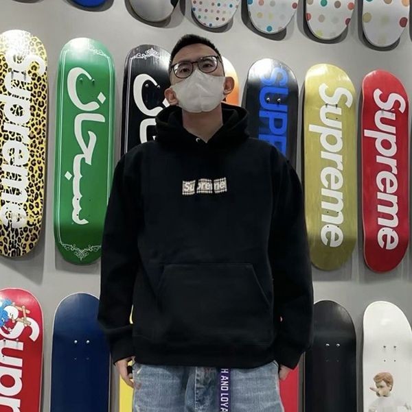 Love at first sight? Supreme Hoodie Replica Long Sleeve Sweatshirt Baj78505