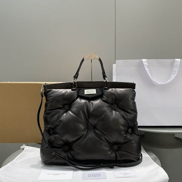Competition: Maison Margiela Glam Slam Tote Replica S56WC0126P