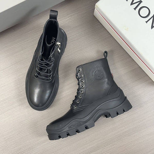moncler leather chelsea boots replica tread sole mov15330 moncler leather chelsea boots replica tread sole mov15330