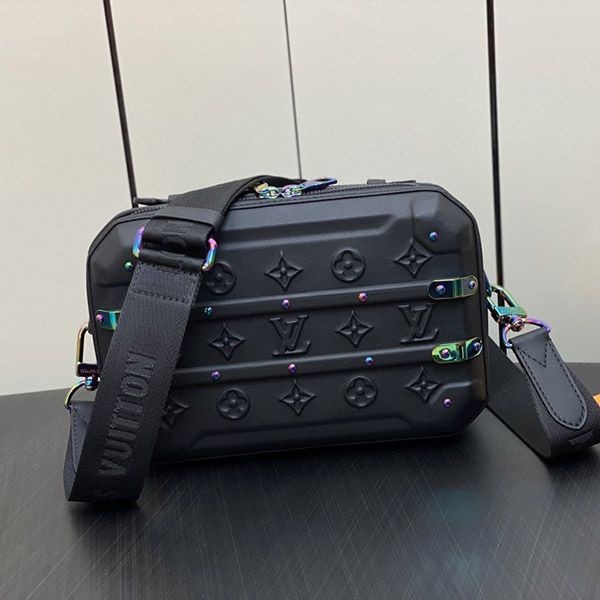 Attention ★ Louis Vuitton Future Trunk Replica M21935