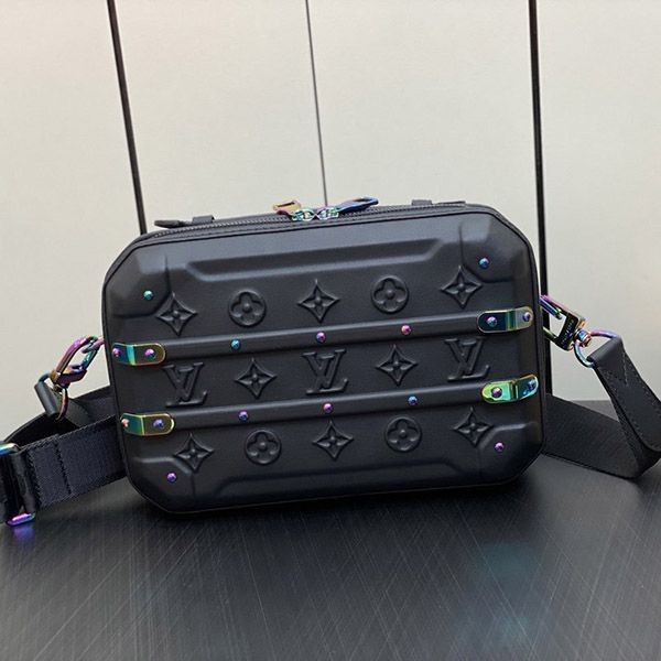 Attention ★ Louis Vuitton Future Trunk Replica M21935