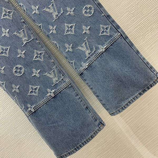 {Monogram creates a refreshing look?} Louis Vuitton denim pants replica vui39307