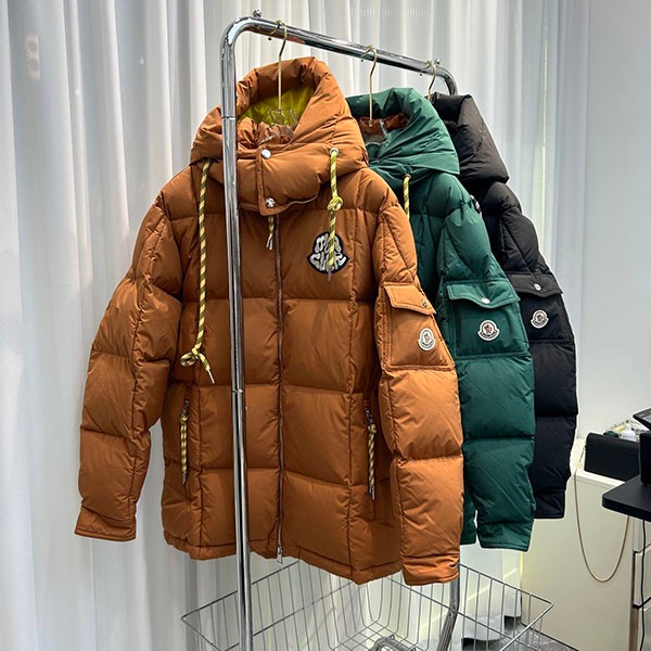 Recommended N-grade item? Moncler Mariveles short down jacket replica 3 colors H20911A0023 Recommended N-grade item? Moncler Mariveles short down jacket replica 3 colors H20911A0023