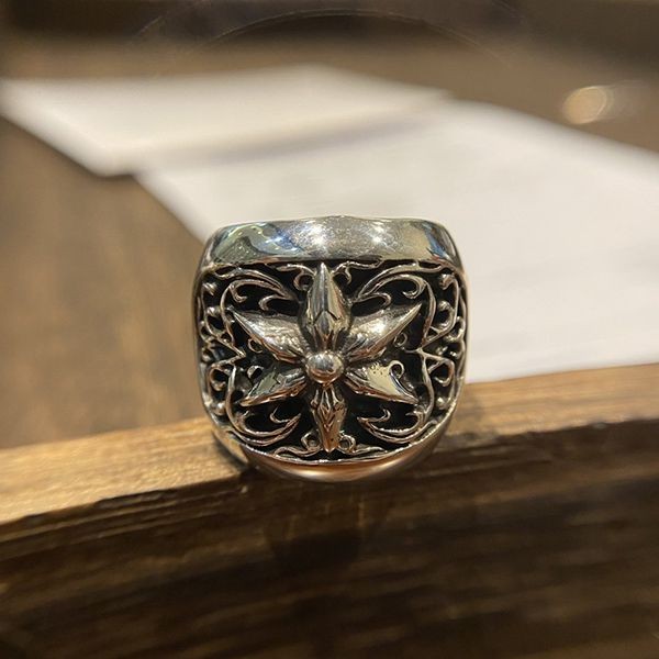 Hot item Chrome Hearts Classic Oval Star Ring Replica Kut43765