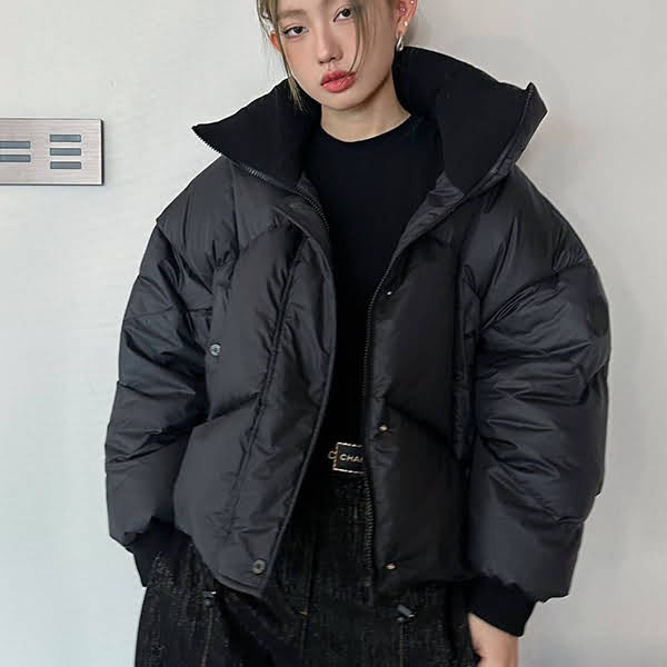 The rapidly growing popularity of Canada Goose down jacket parody Black Label Cax79510 The rapidly growing popularity of Canada Goose down jacket parody Black Label Cax79510