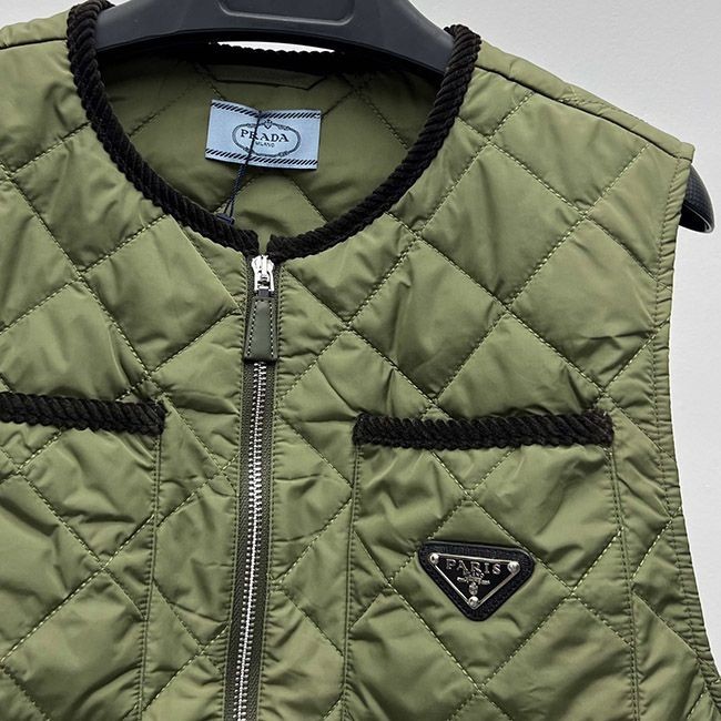 Easy to use Prada Quilted Light Re-Nylon Vest Replica puw35418
