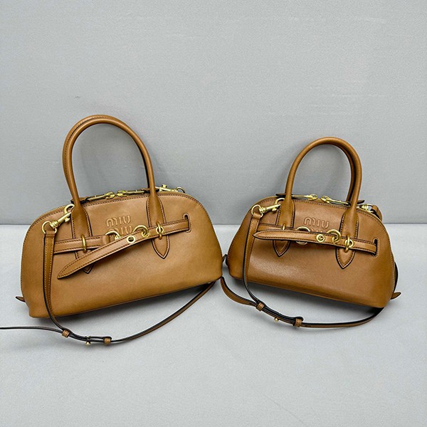 Autumn/Winter Sale Miu Miu Replica Aventure Nappa Leather Top Handle Bag 2 Sizes myq23405 Autumn/Winter Sale Miu Miu Replica Aventure Nappa Leather Top Handle Bag 2 Sizes myq23405