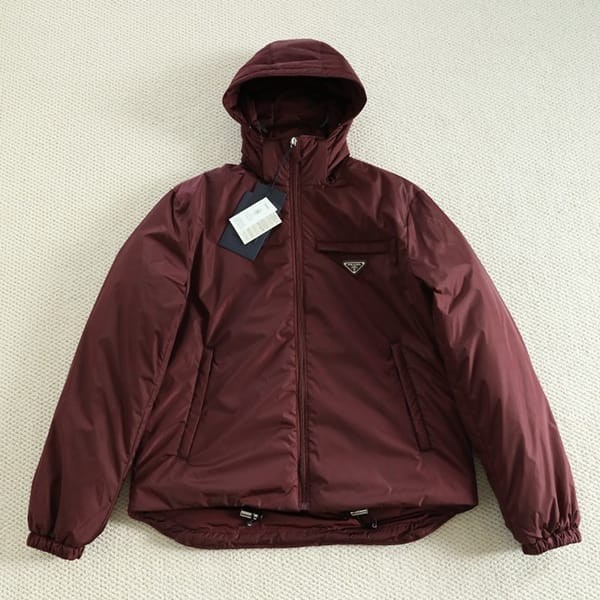 Free shipping Prada nylon puffer jacket replica put78809 Free shipping Prada nylon puffer jacket replica put78809
