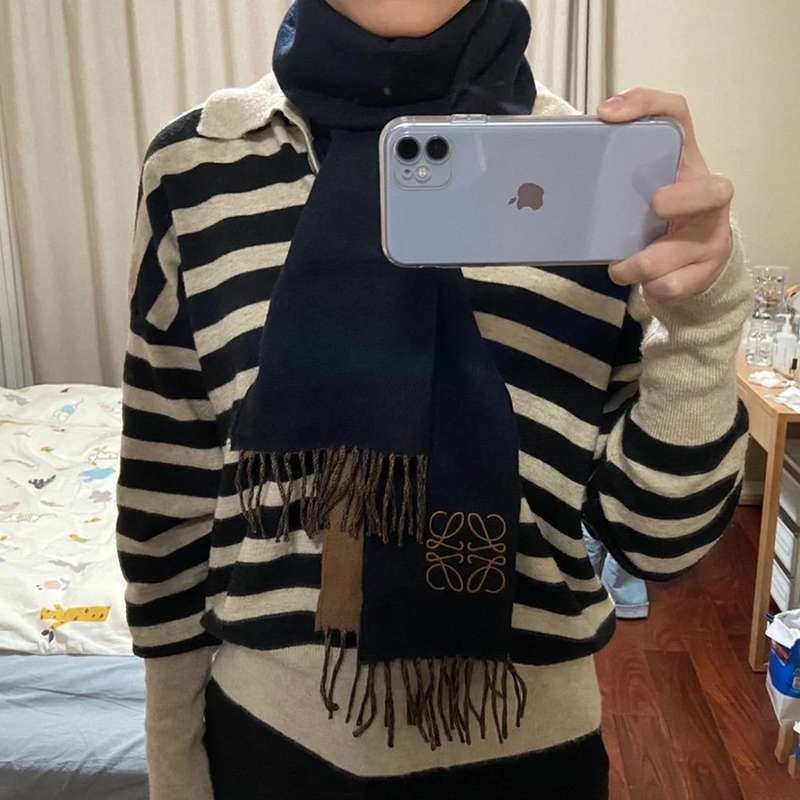 Very popular! Loewe Bicolor Scarf Replica (Wool & Cashmere) lou39445 Very popular! Loewe Bicolor Scarf Replica (Wool & Cashmere) lou39445