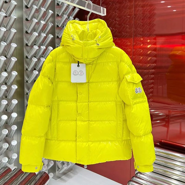 Hard to find fake Moncler down jacket short Maya 70 mok40653 Hard to find fake Moncler down jacket short Maya 70 mok40653