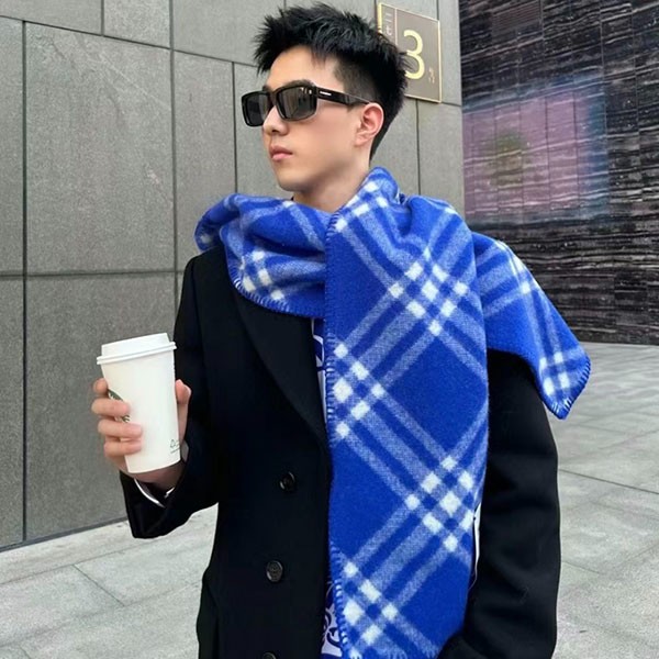 Burberry Replica Check Wool Scarf 80796031 Burberry Replica Check Wool Scarf 80796031