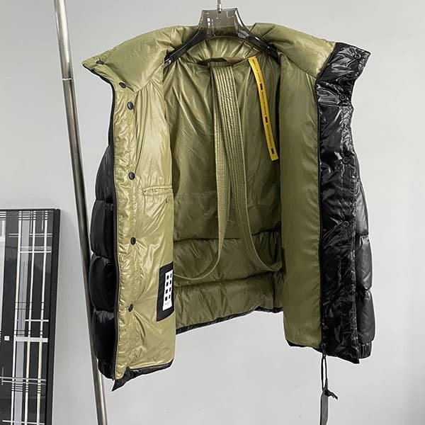 Super low price! Moncler quilted down jacket replica mon71970