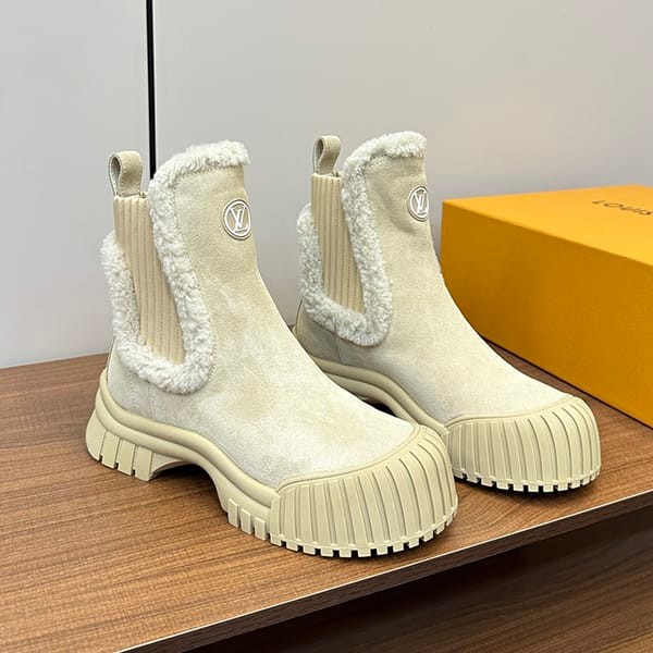 Latest and stylish Louis Vuitton Ruby Line Ankle Boots Replica 1AC7AV Latest and stylish Louis Vuitton Ruby Line Ankle Boots Replica 1AC7AV