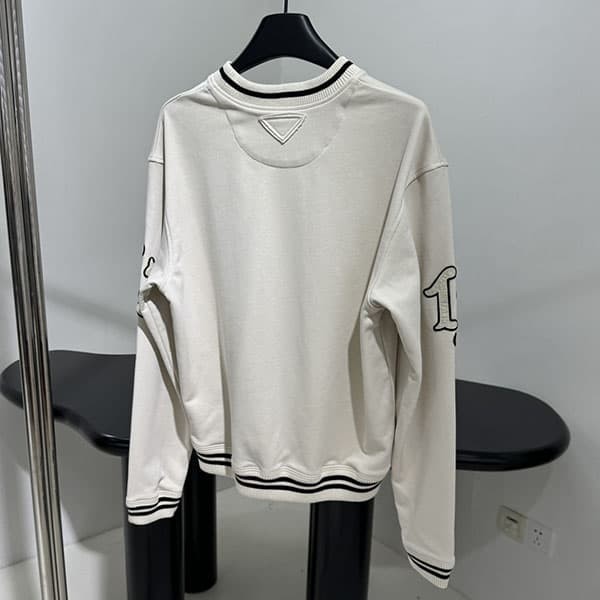 Prada patched fleece fake sweatshirt puc17340