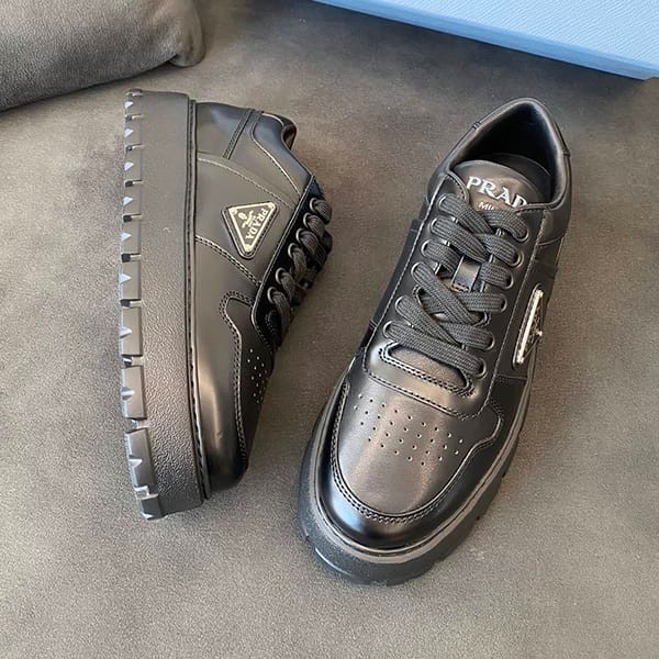 Hard to find Prada luxury leather sneakers replica pul18777