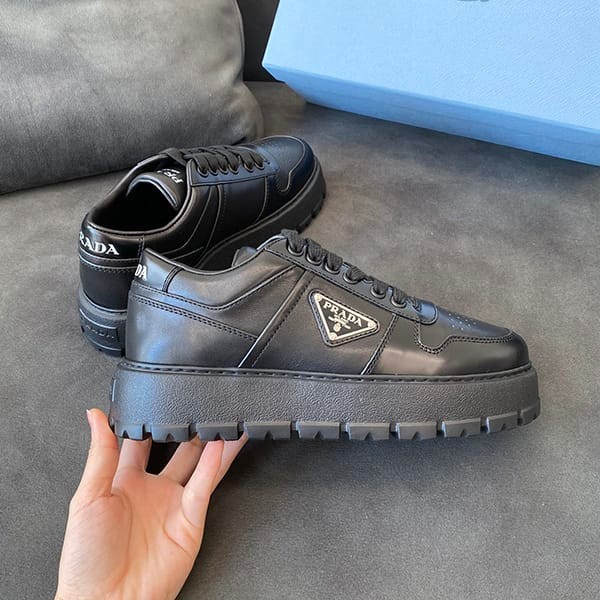 Hard to find Prada luxury leather sneakers replica pul18777