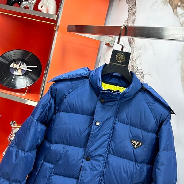 Hard to find Prada Re-Nylon down jacket replica pup97328