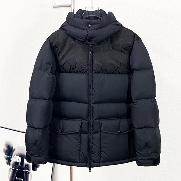 Very popular! Gucci nylon down jacket with GG inserts, fake 762558Z8BNG1000 Very popular! Gucci nylon down jacket with GG inserts, fake 762558Z8BNG1000