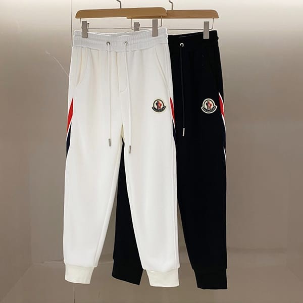 Featured ★ Moncler ☆ TRICOLOUR accent jogging pants fake 2 colors moc83547 Featured ★ Moncler ☆ TRICOLOUR accent jogging pants fake 2 colors moc83547