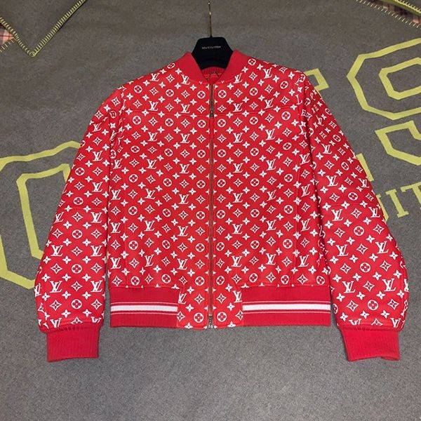 Sure to sell out! Supreme x Louis Vuitton replica Monogram Bomber leather jacket 1A3FBJ Sure to sell out! Supreme x Louis Vuitton replica Monogram Bomber leather jacket 1A3FBJ