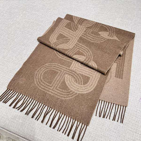 New and super limited edition? Hermes cashmere scarf, grade N, era78768