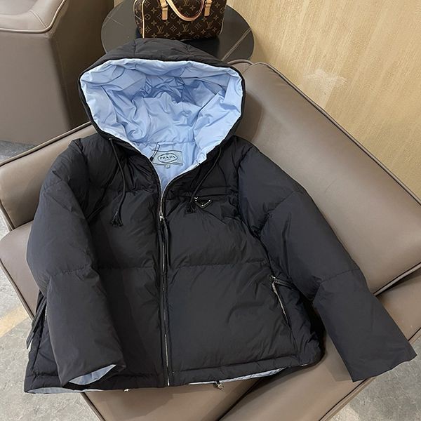 Very popular! Prada cropped cashmere down jacket replica pui59982 Very popular! Prada cropped cashmere down jacket replica pui59982