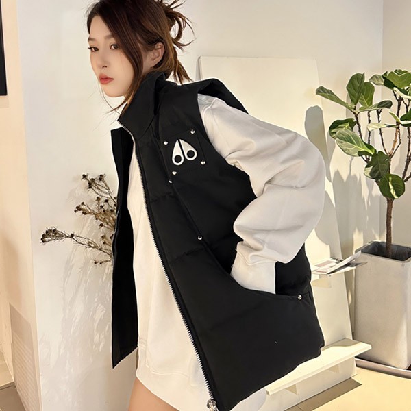 Moose Knuckles logo plate vest down vest copy mop66015 Moose Knuckles logo plate vest down vest copy mop66015