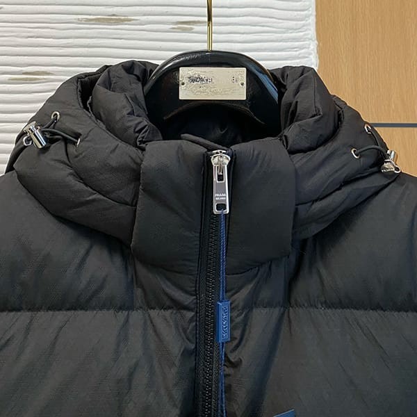 Popular all over the world? Prada Parody Cropped Re-Nylon Down Jacket Dark Green pux85215