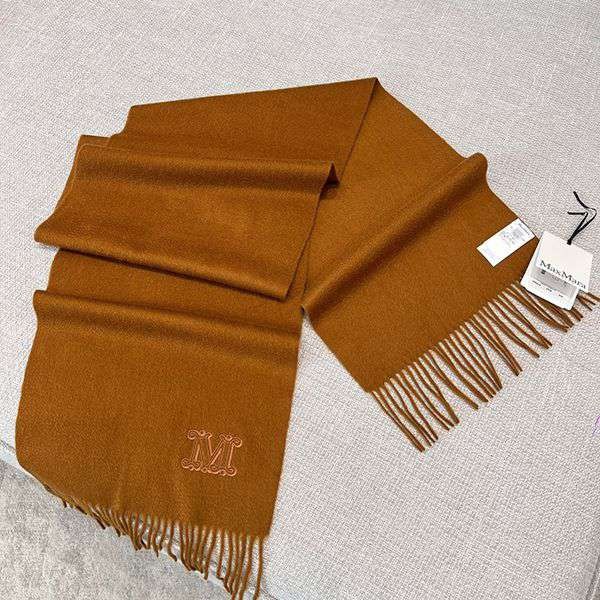 definitely want this! Max Mara WSCALA Cashmere Scarf N Grade mat53621