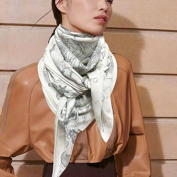 I definitely want it! Hermes Parody Carré 135 Summer Stripe Shawl erk54820 I definitely want it! Hermes Parody Carré 135 Summer Stripe Shawl erk54820