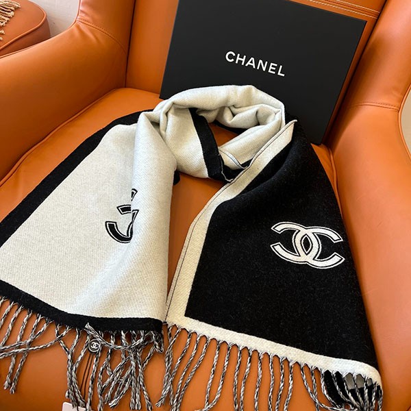24B Chanel CC_Wool Scarf Simple and cute muffler Fake AAA375 24B Chanel CC_Wool Scarf Simple and cute muffler Fake AAA375