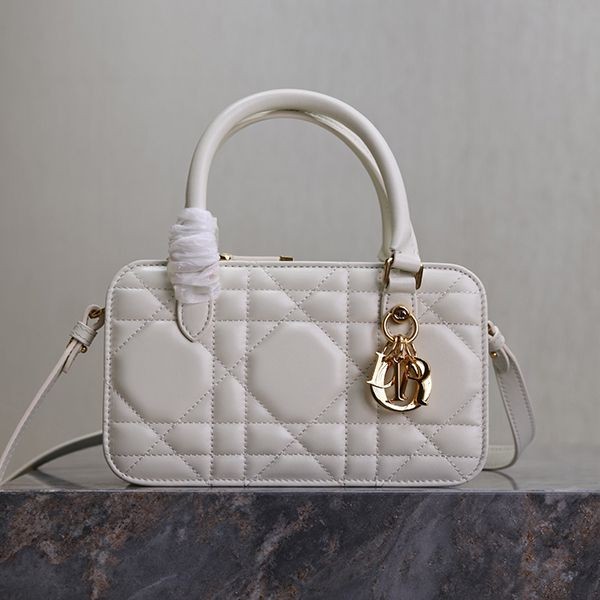 Attention ★ Easy to use size and trendy feel ★ My Dior Mini Doctor Bag Replica S3302UNMU